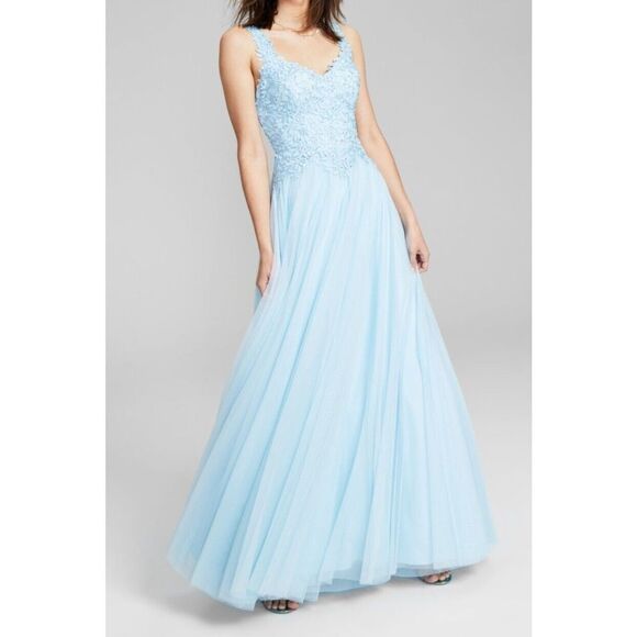 Say Yes to the Prom Junior's Sz 5 Sky Blue Embellished V-Neck V-Back Gown $189 - Picture 7 of 7